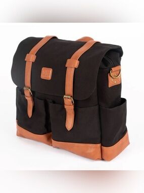 NWT Bodomint Original Bag - Messenger Bag to Backpack - Diaper Bag - Travel Bag
